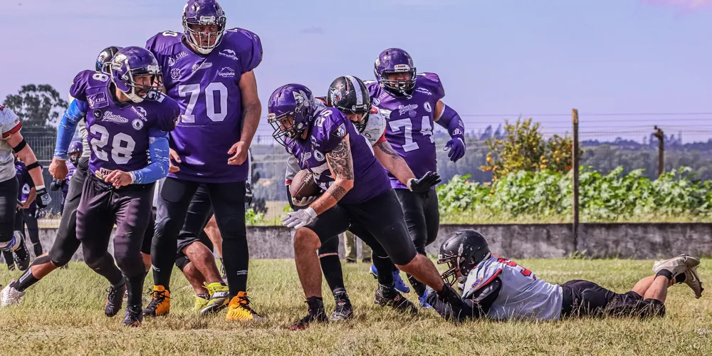 A equipe ponta-grossense terminou a fase de grupos com três vitórias e uma derrota, garantindo vaga na fase eliminatória da competição