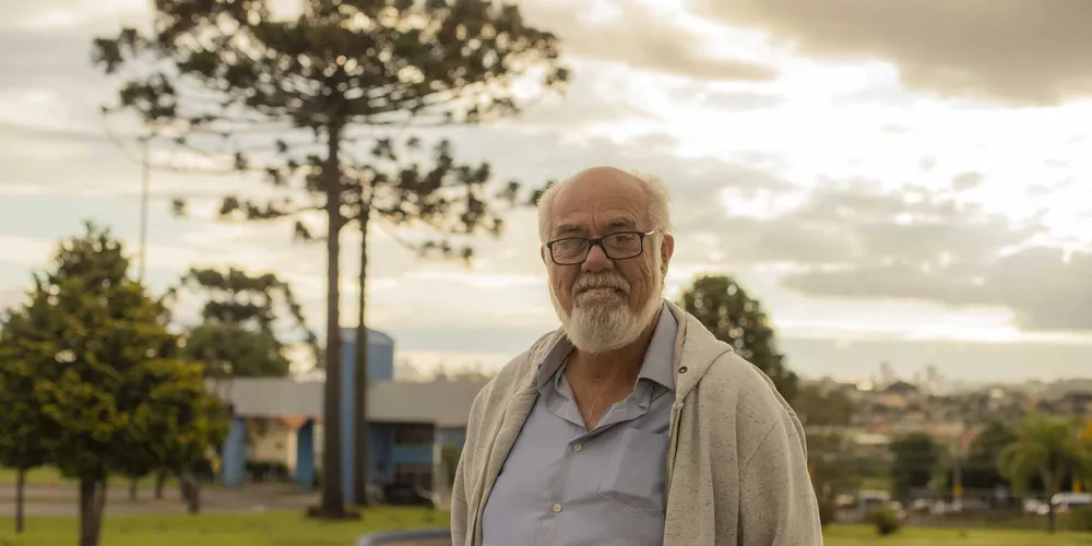 Gary tem como hobby o aquarismo e já foi premiado diversas vezes no Paraná e também internacionalmente. Com a aposentadoria, ele pretende dar atenção a essa área