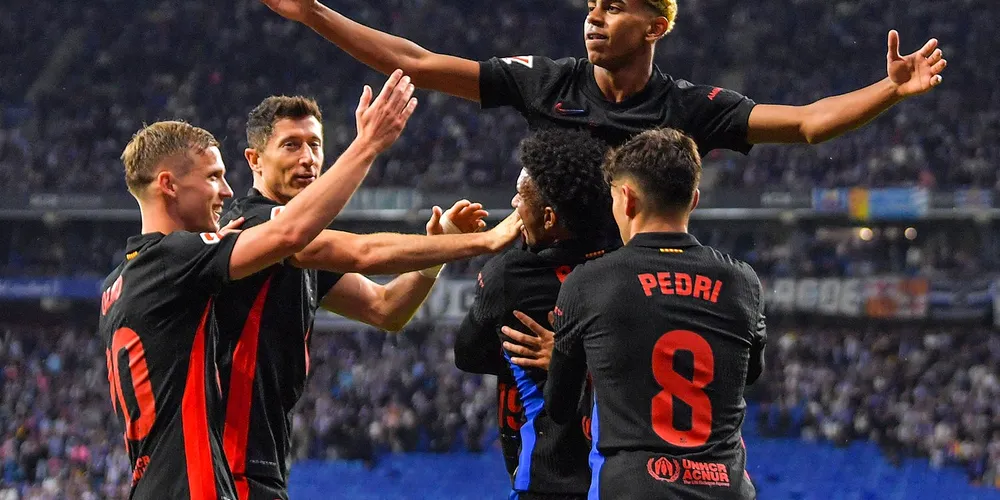 Lamine Yamal marcou um golaço no ângulo