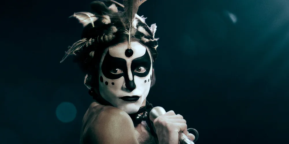 Jesuíta Barbosa irá interpretar Ney Matogrosso