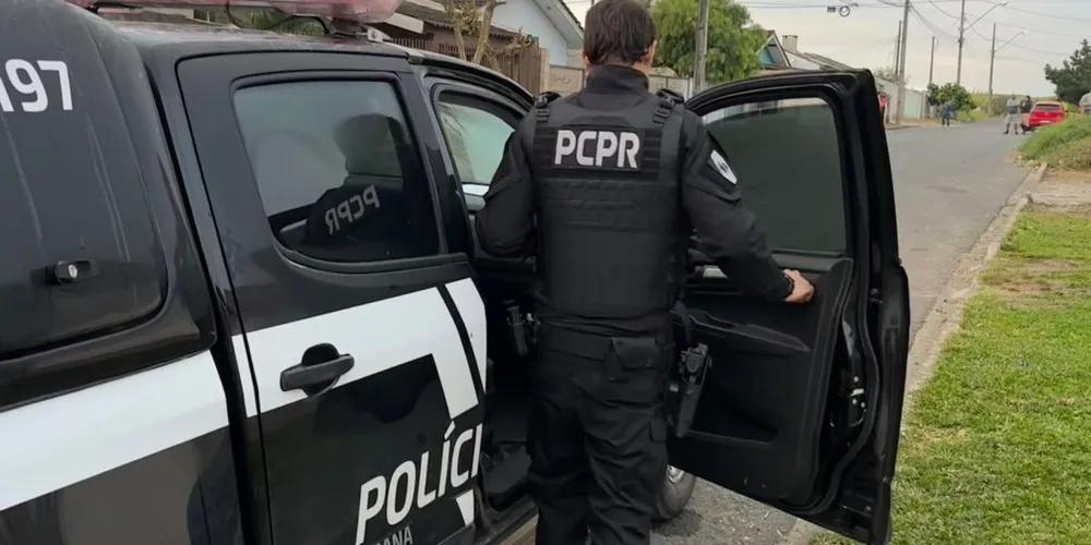 Agentes realizaram a prisão do suspeito nesta segunda-feira (19)