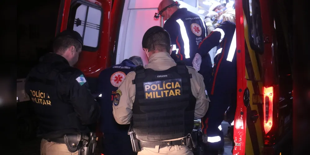 Polícia Militar, Samu e Siate em atuação, durante a ocorrência