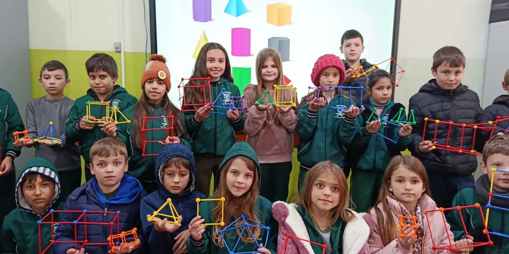 Educandos puderam construir seus próprios materiais com base na atividade em sala