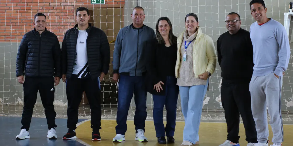 Profissionais credenciados para atuação no município e distritos