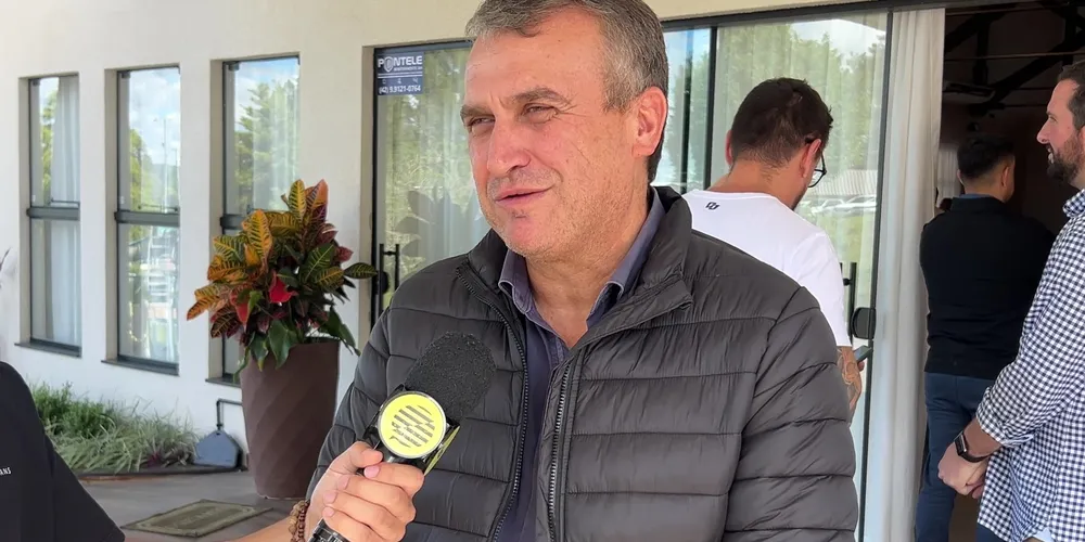 Prefeito de Arapoti, Irani Barros, ressalta papel da AMCG