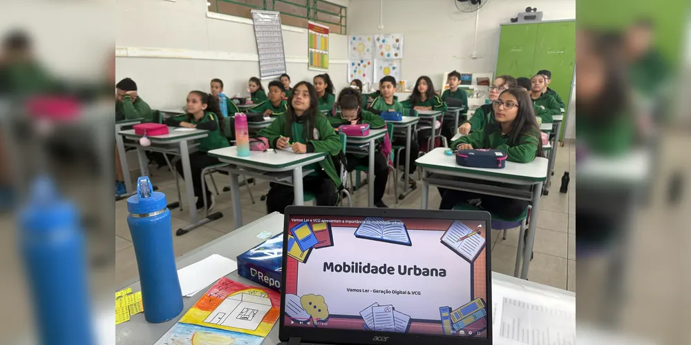 Educandos puderam ter contato com material dinâmico e com várias informações