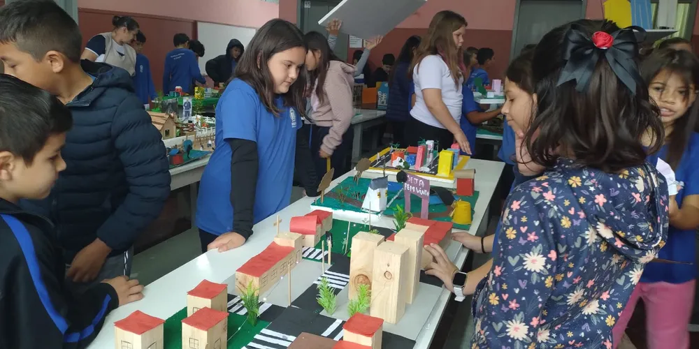 Exposição valorizou ainda mais empenho e trabalho relevante dos educandos