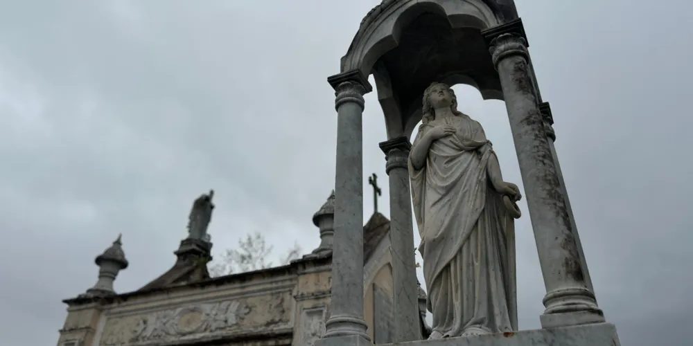 A arquitetura do Cemitério conta a história de Ponta Grossa