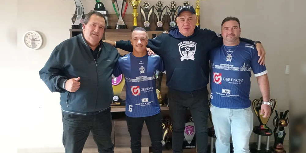 Weslley foi recebido presidente Paulo Sérgio Rodrigues, pelo vice Wellinton Ziotowski e o coordenador geral 'Gegê' Machado