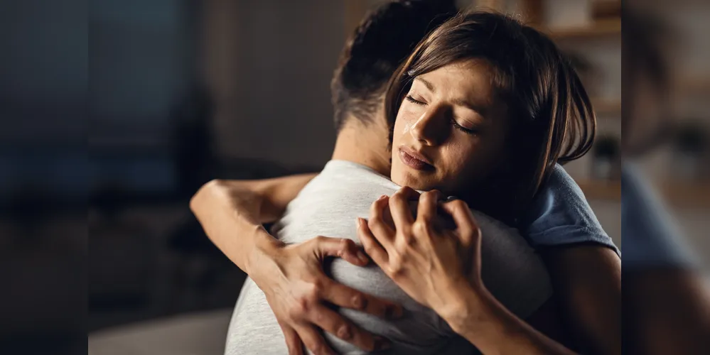 O luto, segundo a psicóloga, pode durar até dois anos. Quando ultrapassa esse período, pode exigir acompanhamento psicológico e psiquiátrico
