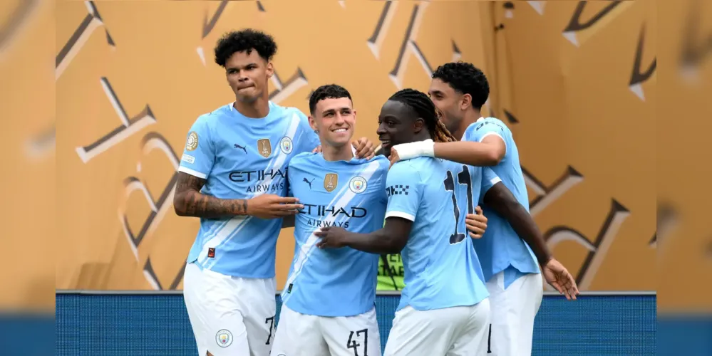 Jeremy Doku e Phil Foden marcaram os gols da partida