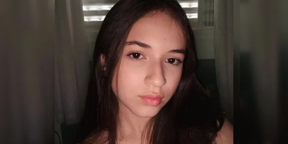 Durante a aula, um aluno do 9º ano, por razões ainda desconhecidas, feriu Melissa Campos