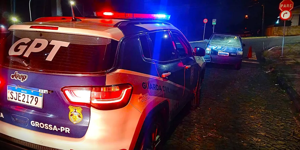 Agentes da GCM encaminharam o motorista à delegacia