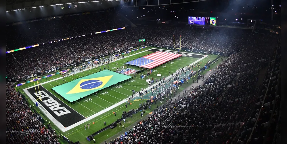 Registro da partida entre Packers e Eagles na Neo Química Arena