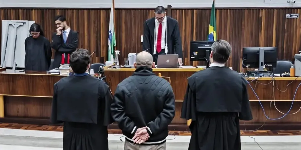 O julgamento durou 17 horas