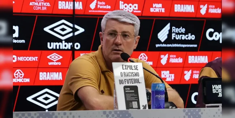 Odair estreou com vitória no Furacão