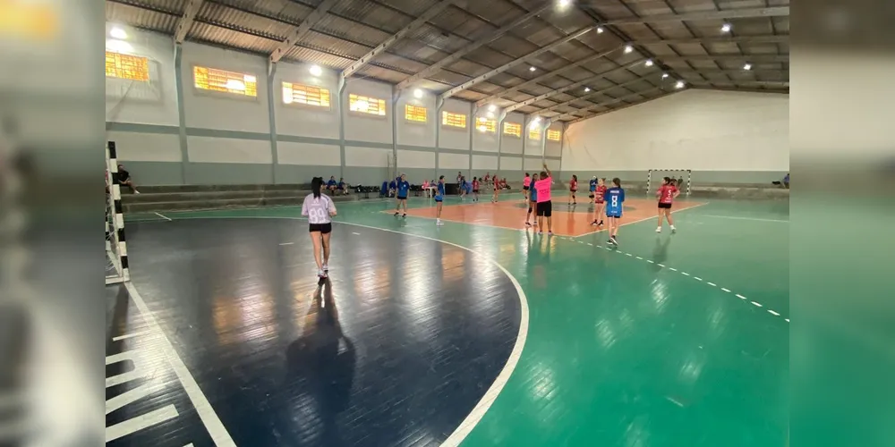 As provas são realizadas nos dias de semana sempre no horário noturno, e, aos finais de semana