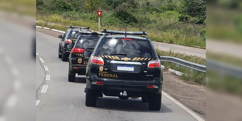 A ação ocorre nesta manhã de quinta-feira (6)