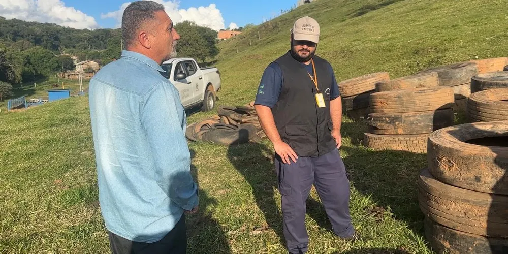 Imagem ilustrativa da imagem Descarte irregular de pneus é flagrado em bairro de Carambeí