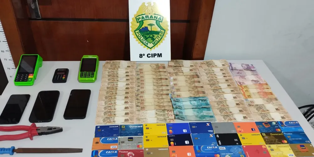 Material apreendido pelos policiais militares