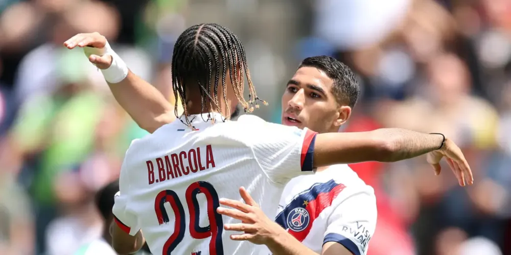 Os gols da vitória foram marcados por Kvaratskhelia e Hakimi