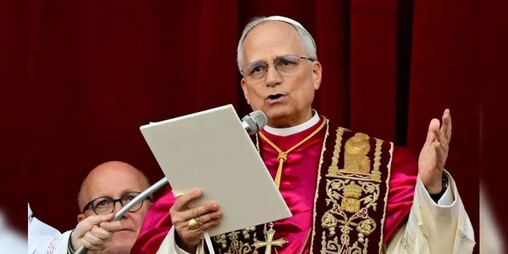 O estadunidense Robert Francis Prevost, de 69 anos, foi eleito papa nesta quinta-feira