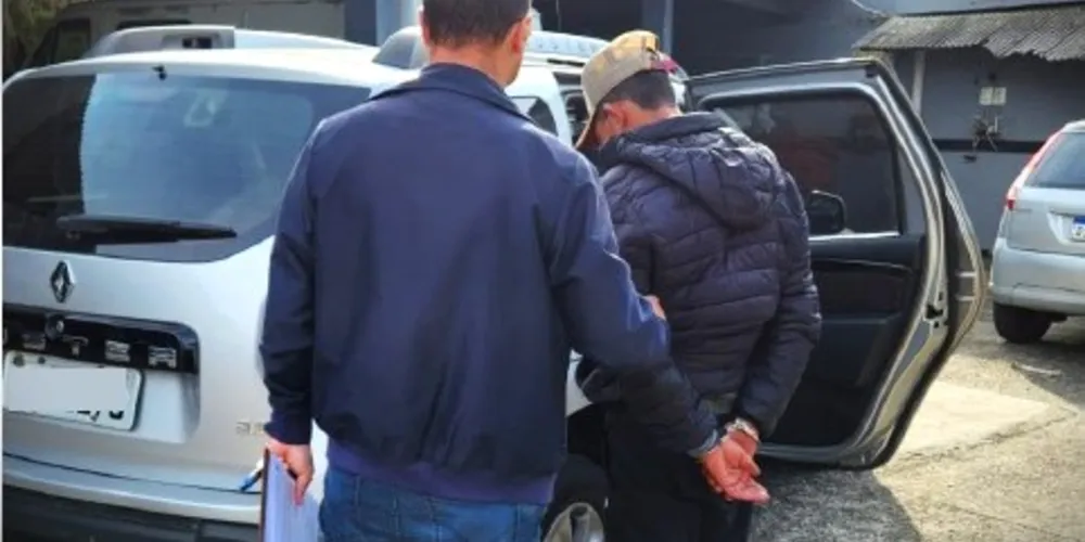 Homem foi preso em Irati e encaminhado à Delegacia