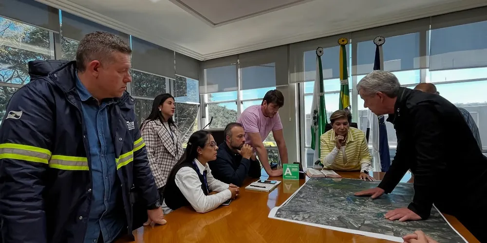 Apresentação do estudo de recuperação socioambiental e reurbanização dos fundos de vale do Rio Ronda