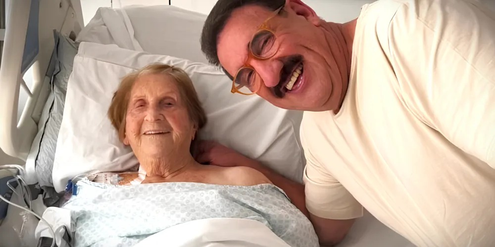 Maria Talarico Massa e o apresentador Ratinho