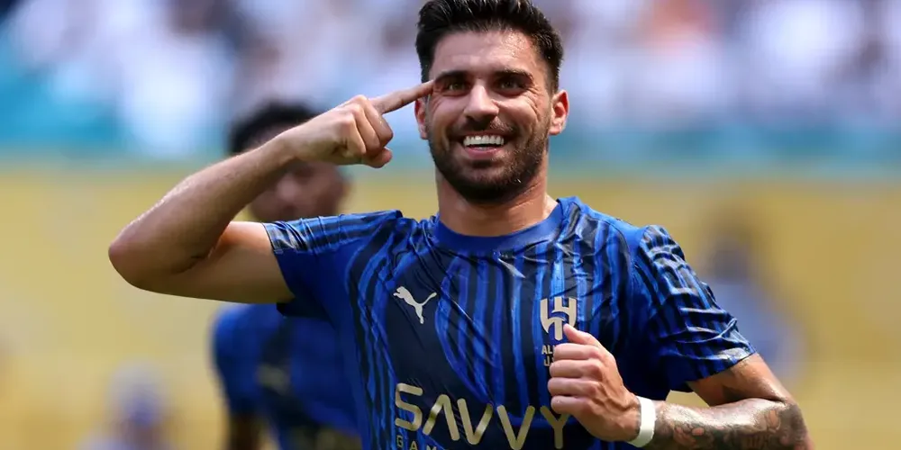 Rubén Neves marcou para o Al Hilal contra o Real Madrid