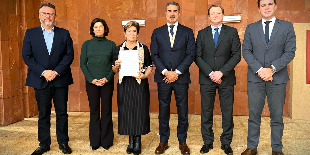 Assinatura do TAC aconteceu nesta terça-feira (13)