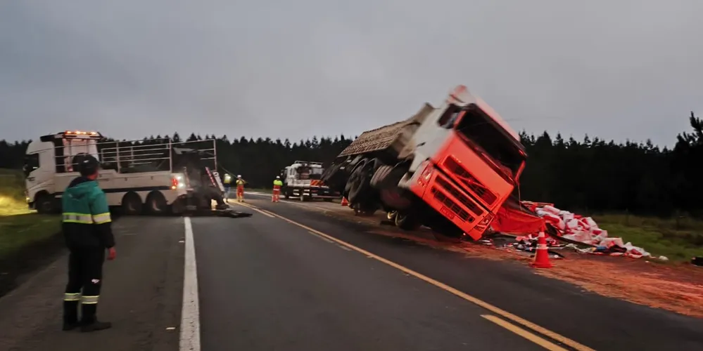 Acidente aconteceu no KM 230