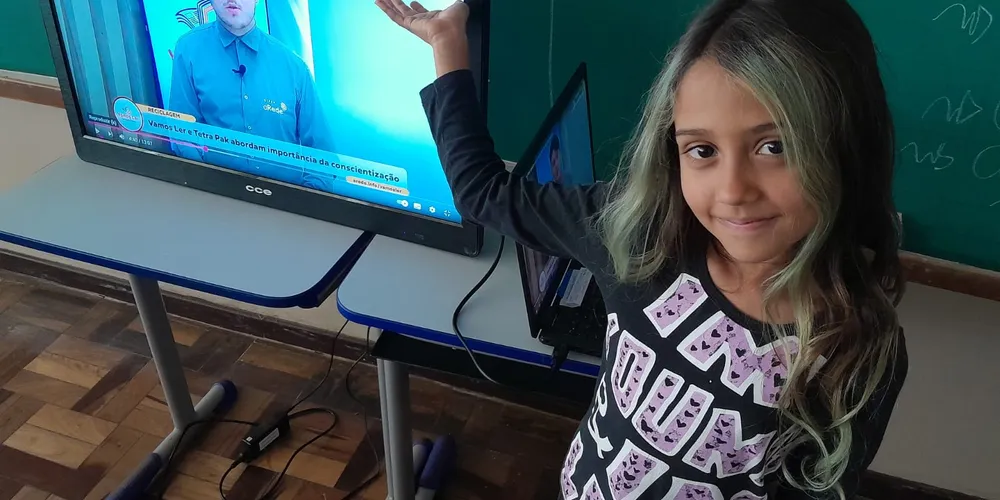 O ponto inicial da atividade da turma foi a produção especial do projeto Vamos Ler em parceria com a Tetra Pak