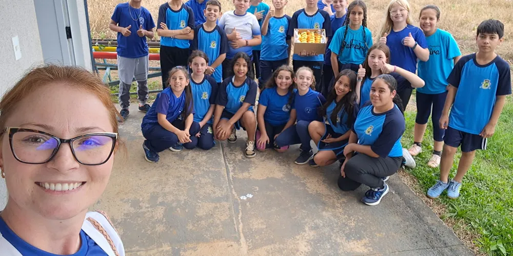 A atividade contagiou a turma, que se empenhou em resolver e encontrar o prêmio