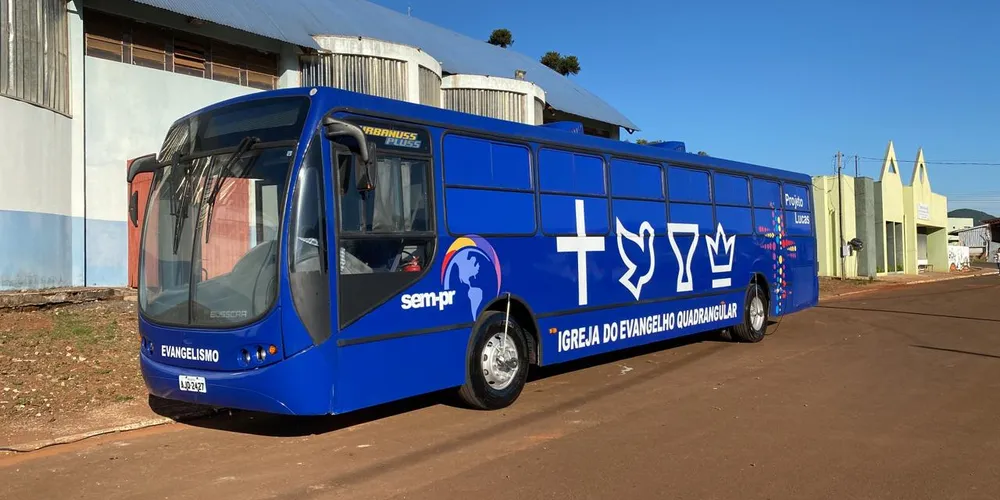 Ônibus da Igreja do Evangelho Quadricular