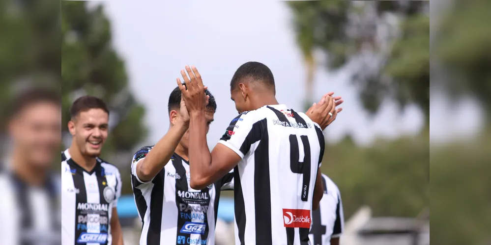 Partida terminou empatada em Ponta Grossa