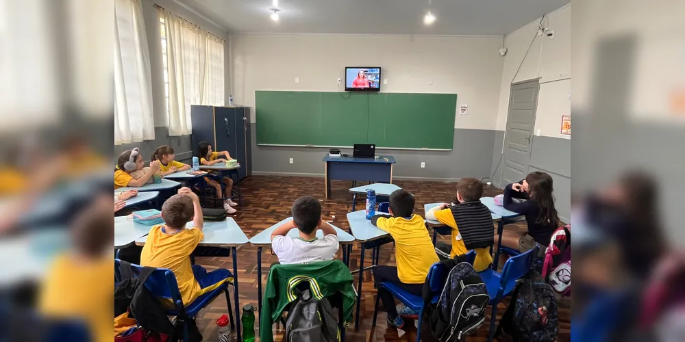 A produção educativa do projeto em formato de videoaula foi a base inicial dos estudos da classe