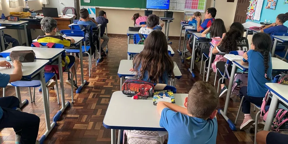 O momento inicial da aula foi destinado a compreender todos os detalhes da doença e como a turma podia ajudar no enfrentamento