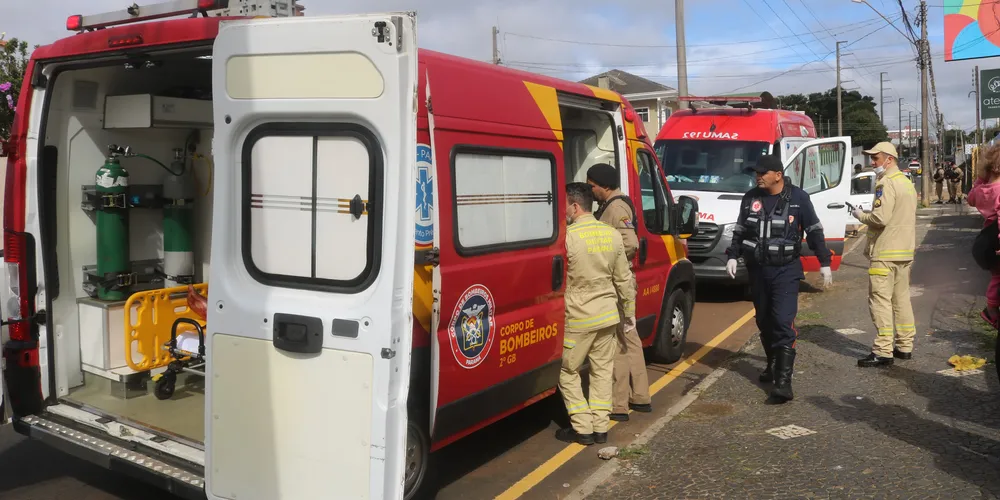 O homem acabou atendido por equipes do Samu e do Siate