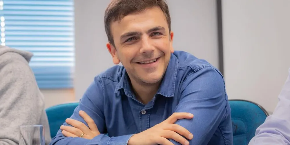 Aliel destacou o compromisso do mandato com o desenvolvimento dos municípios do Paraná