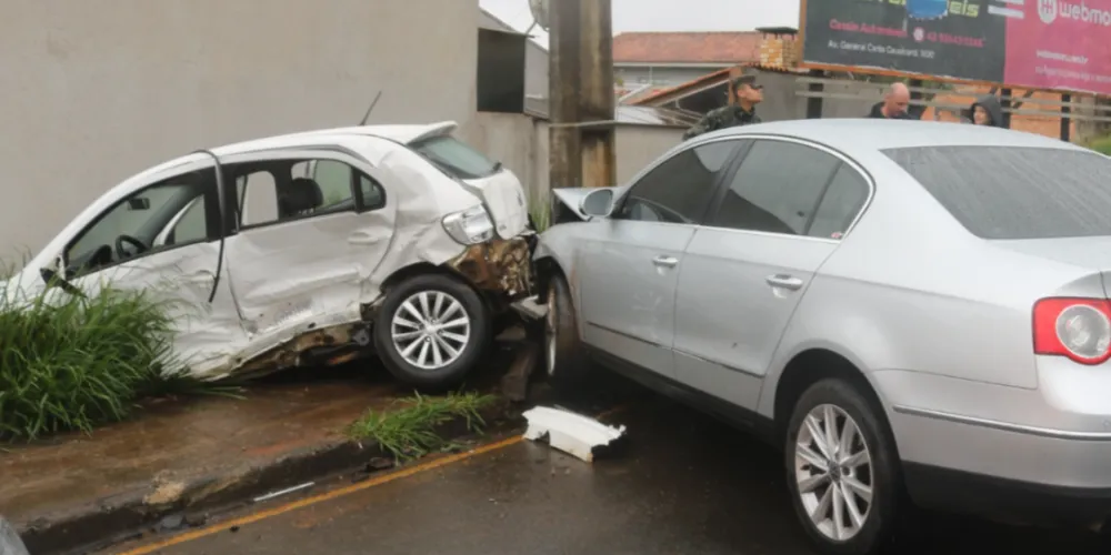 Agentes da Polícia Militar (PM) e do Trânsito Viário também estiveram presentes no local