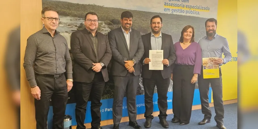 O prefeito Lucas Machado esteve reunido com Marcelo Palhano.