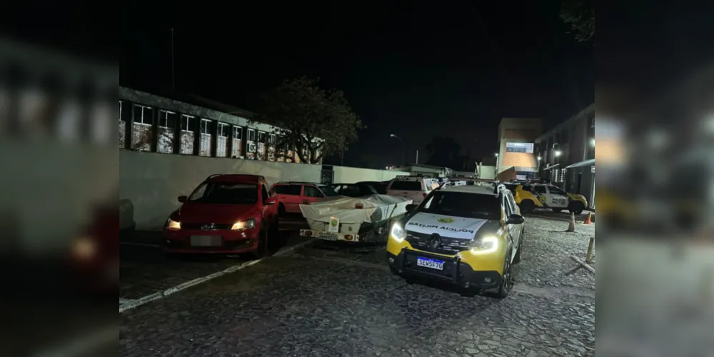 Suspeitos ainda não foram localizados