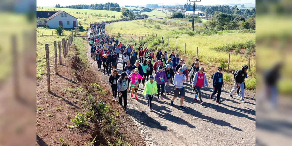 Devido às chuvas recentes, o trajeto está com acúmulo de barro em diversos trechos