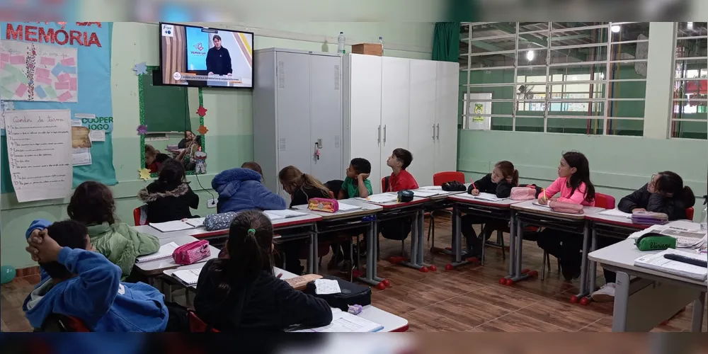 As atividades têm como foco desenvolver aspectos como responsabilidade compartilhada e a tomada de decisões em grupo