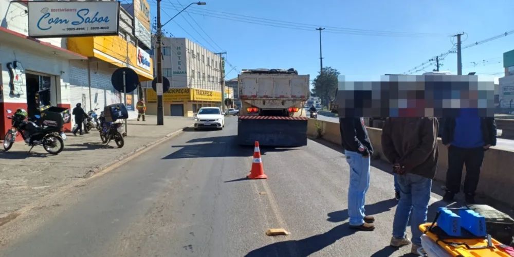 Jovem foi atropelado por um caminhão