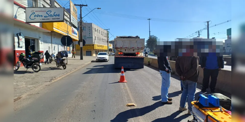 Jovem foi atropelado por um caminhão