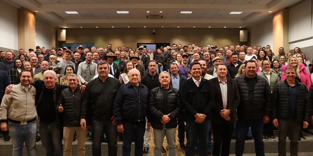 O evento contou com a presença do prefeito Adelmo Klosowski (PSD), do vice-prefeito Juarez Antonio (PL), vereadores e membros da sociedade civil organizada