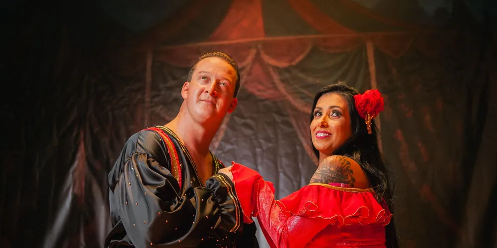 A apresentação de estreia ocorre nesta terça (17)