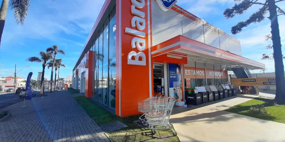 O feirão de pisos e porcelanatos ocorre até o fim do mês